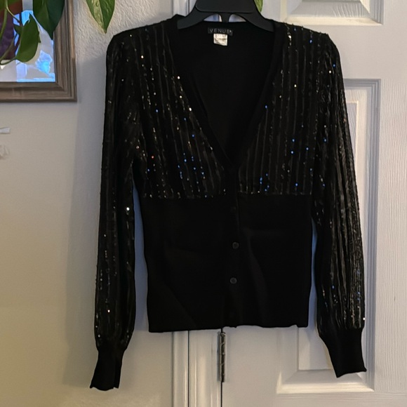 VENUS Sweaters - Venus Sweater